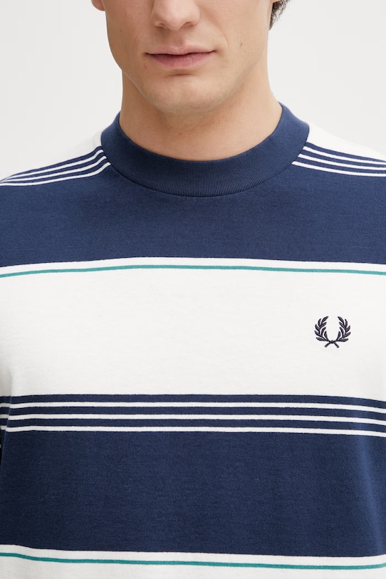Bavlnené tričko Fred Perry tmavomodrá M2410