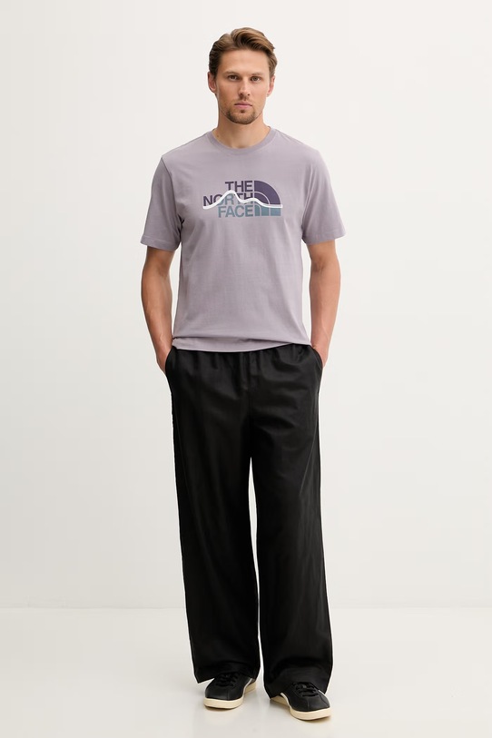 The North Face t-shirt męski bawełniany MOUNTAIN LINE NF0A8GUXG7O1 fioletowy SS26