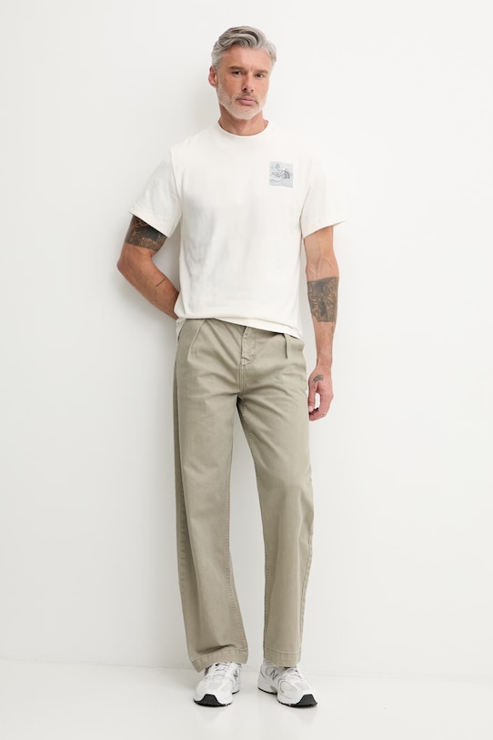 The North Face T-shirt męski bawełniany MOUNTAIN ESCAPE NF0A8GB1QLI1 beżowy SS26