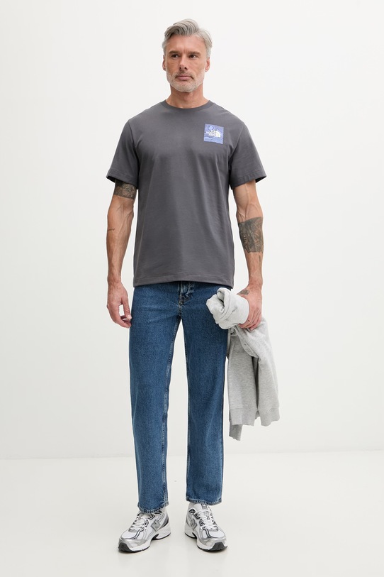The North Face T-shirt męski bawełniany MOUNTAIN ESCAPE NF0A8GB1RHI1 szary SS26