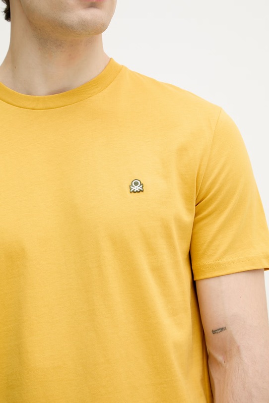 United Colors of Benetton T-shirt męski bawełniany 3MI5J1AF7. żółty