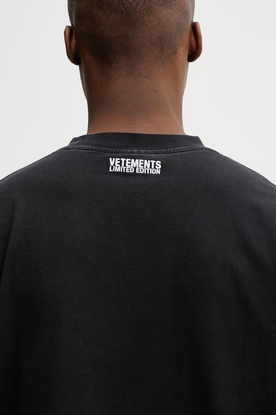 VETEMENTS t-shirt bawełniany Iconic Logo ME76TR138BW