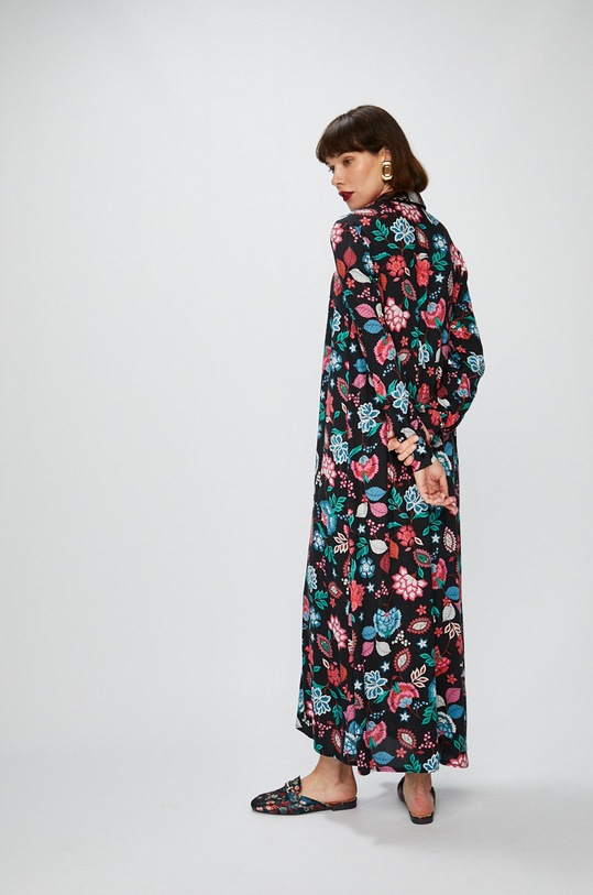 Oblečenie Answear - Šaty Falling In Autumn WA18.SUD009 viacfarebná