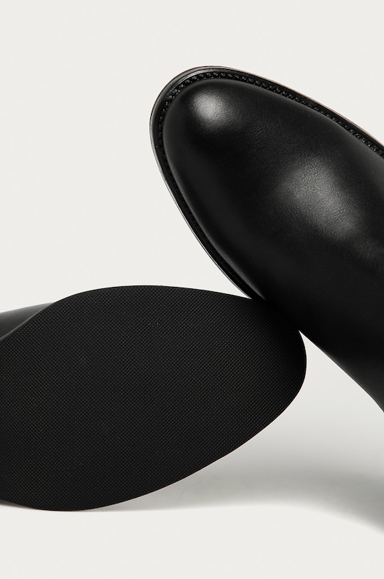 Answear.LAB - Nízké kozačky černá WA20.OBD038