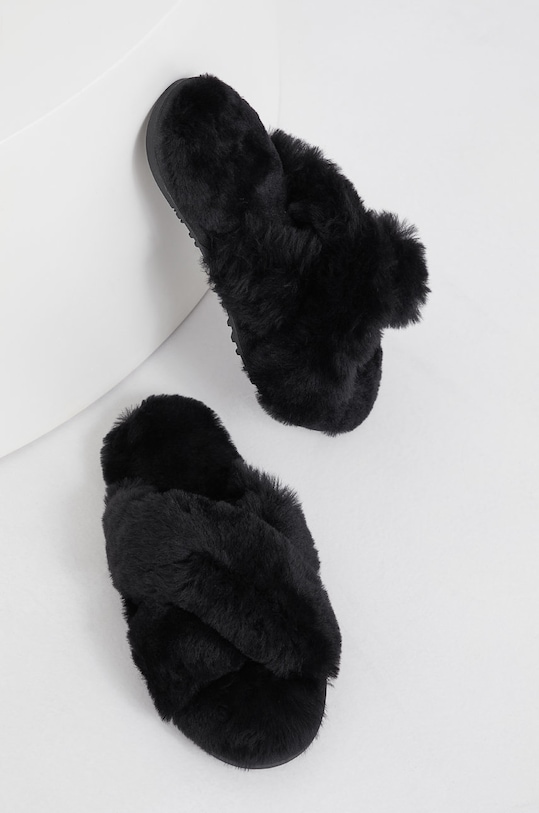 Answear Lab Kapcie wełniane WA20.KLD002.1.KR czarny WA21