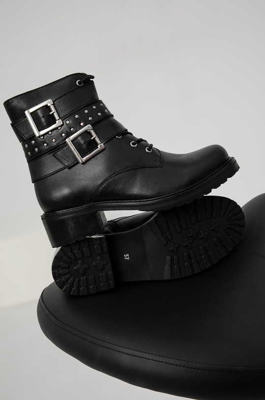 Answear Lab Cizme de piele negru SV.20461.1.KR