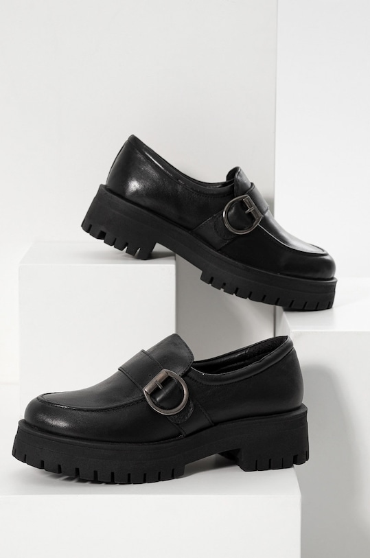 Answear Lab mokasyny skórzane platforma czarny 220200.DB