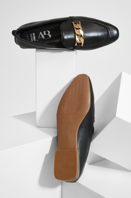 Answear Lab mokasyny skórzane 883.1051.326.1.1.DB czarny WA22