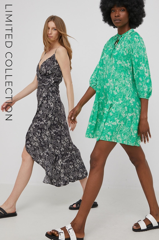 Answear Lab sukienka answear.LAB X limitowana kolekcja festiwalowa BE BRAVE trzy czwarte zielony no.1A38957pvsd.AA