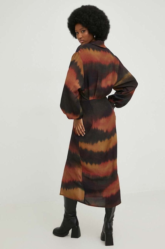 Odzież Answear Lab sukienka WA22.SUD800 brązowy