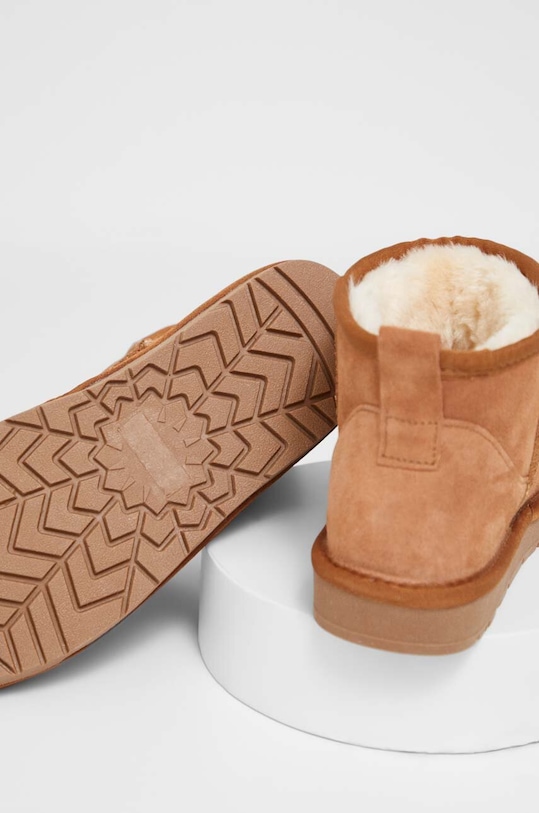 Obuwie Answear Lab śniegowce zamszowe WA22.OBD02I.db brązowy