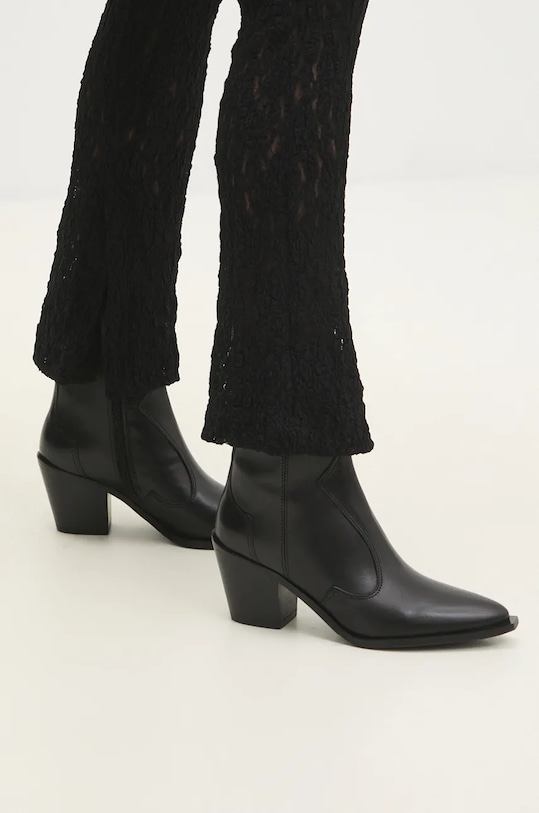Answear.LAB botki skórzane słupek czarny 6309.TRAT