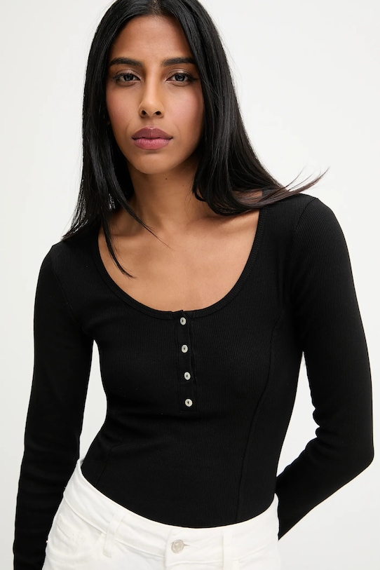Answear.LAB longsleeve fixat negru IVVI.33.TOS