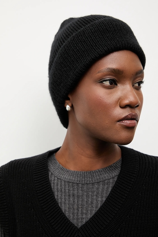 Answear.LAB czapka z wełną merino czapka1 czarny