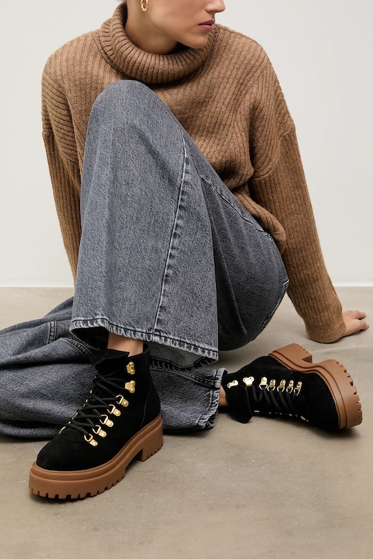 Σουέτ μπότες Answear.LAB ίσια πλατφόρμα μαύρο 506045