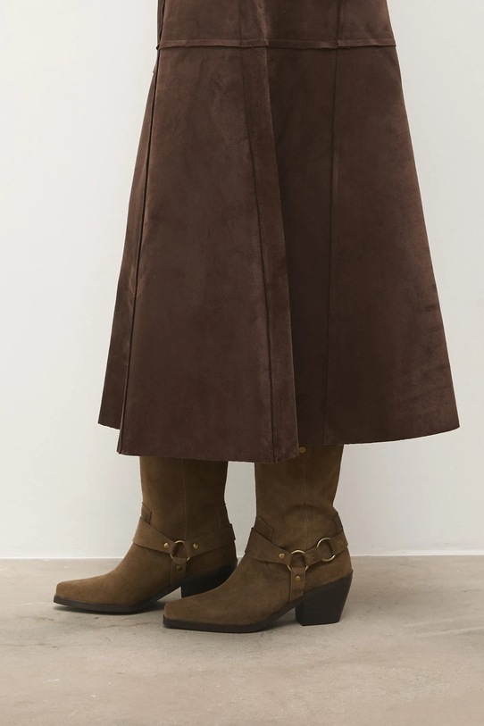 Answear.LAB kowbojki zamszowe słupek brązowy AN-58567-2100A-L