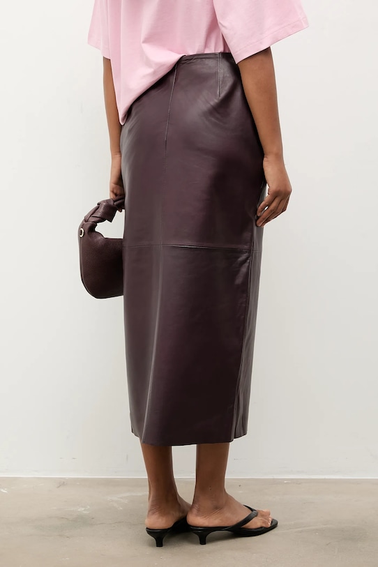 Odzież Answear.LAB spódnica skórzana WA25-SDD020 bordowy