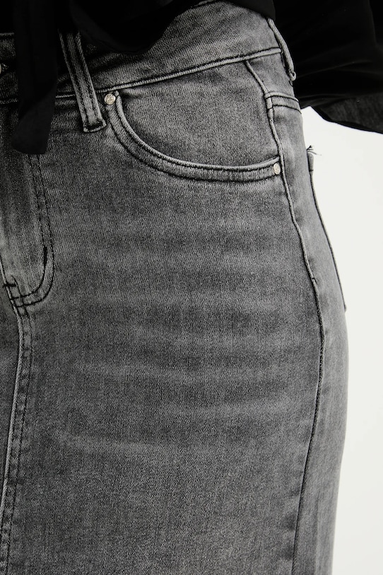 Rifľová sukňa Answear.LAB sivá dj2671.FLK