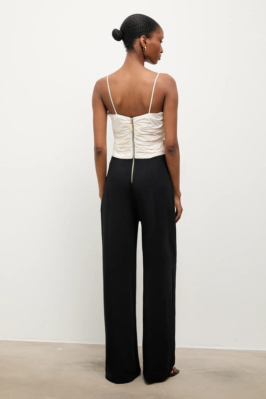 Odzież Answear.LAB kombinezon 72457-25Y.TOS biały