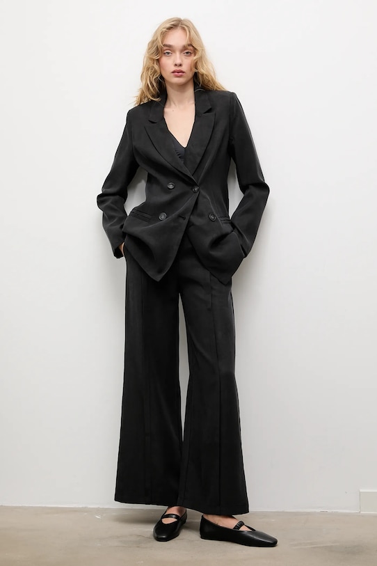 Answear.LAB spodnie PK9009 czarny WA25