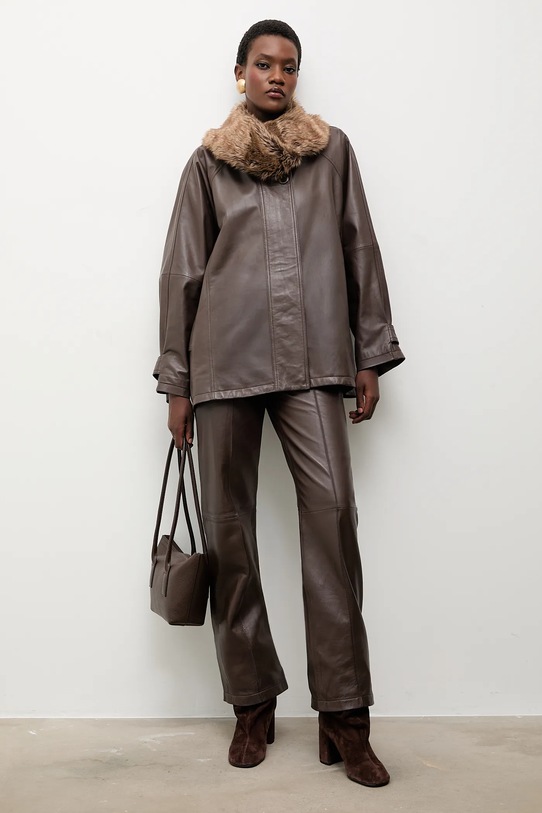 Answear.LAB spodnie skórzane WA25-SPD051 brązowy WS26