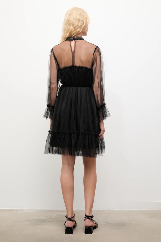 Odzież Answear.LAB sukienka 80876.FLK czarny