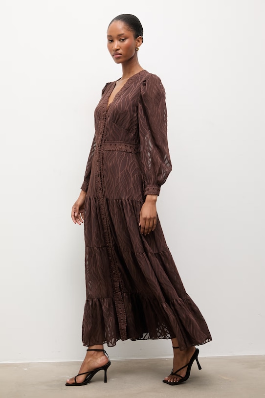 Answear.LAB rochie 80957.3.FLK maro WS26