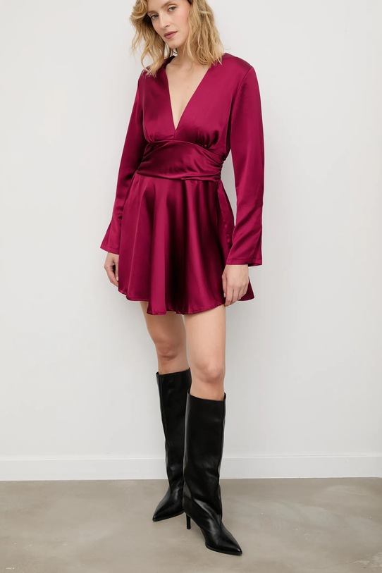 Answear.LAB sukienka casual bordowy 93052