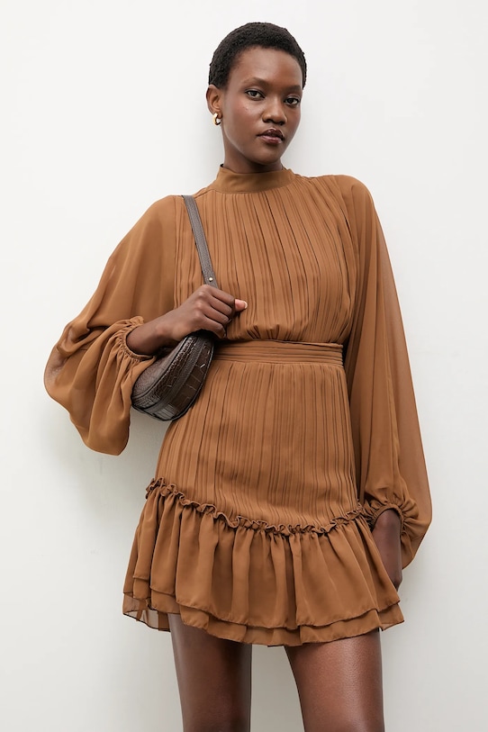 Šaty Answear.LAB mini béžová sng.sud08u.tos