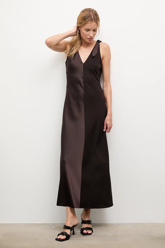 Answear.LAB rochie maxi maro EX.58122-25Y.TOS