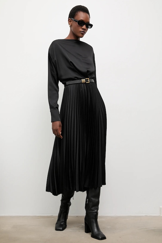 Answear.LAB sukienka ST.2124.TOS czarny WA25