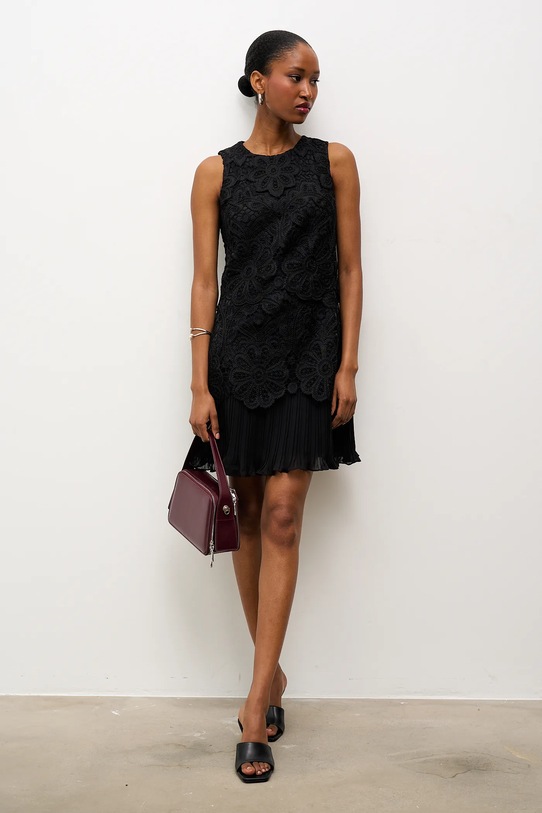 Answear.LAB sukienka czarny 50213.TOS