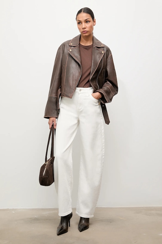 Answear.LAB t-shirt 31791.TOS brązowy WA25