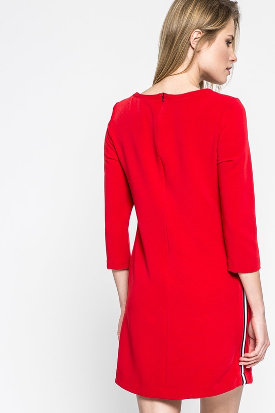 Oblečenie Answear.LAB - Šaty Sporty Fusion WS18.SUD517 červená
