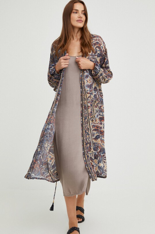 Answear Lab kimono jedwabne D7.K beżowy WA22