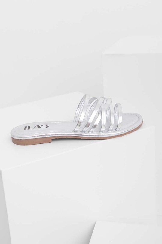 Answear Lab klapki skórzane DE4168.1.DB srebrny WS23