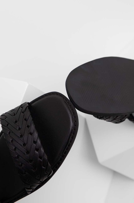 Answear Lab klapki skórzane SC6699.DB czarny