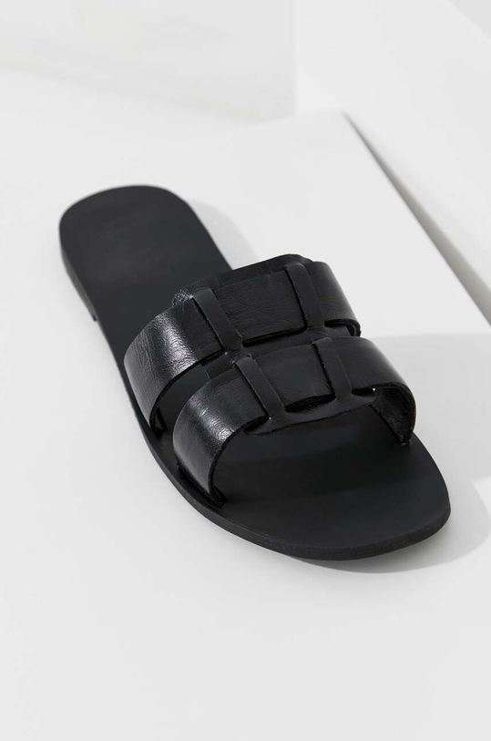 Кожаные шлепанцы Answear.LAB HR.220270.DB чёрный WS23
