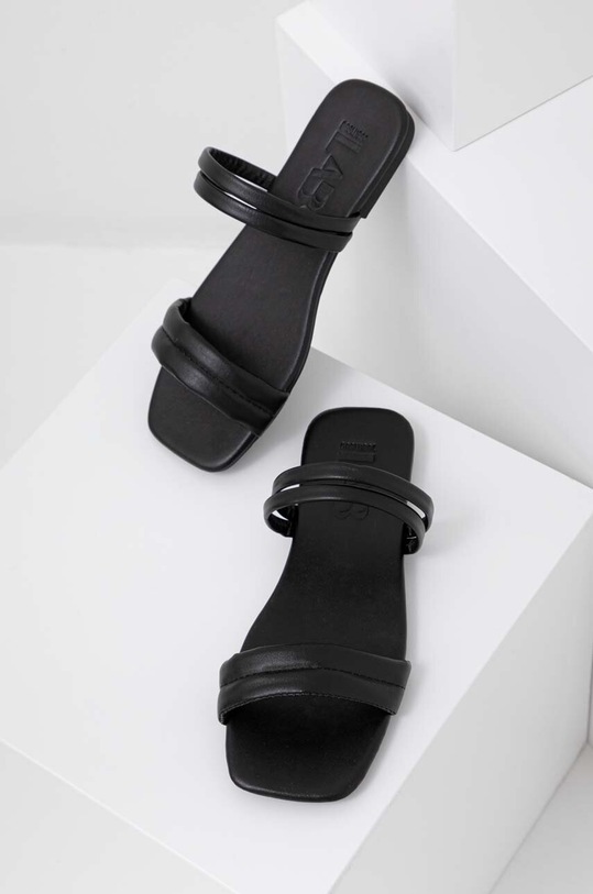 Answear Lab papuci imitatie de piele negru VTS22035.AT