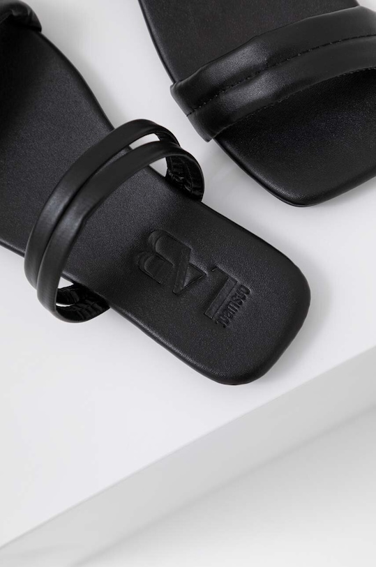 Scarpe Answear.LAB ciabatte slide VTS22035.AT nero