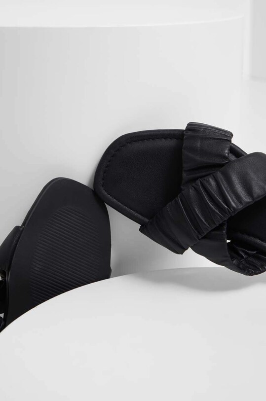 Шкіряні шльопанці Answear Lab чорний FLAT.03.DB