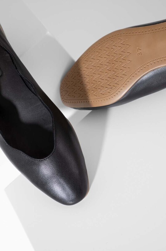 Answear Lab balerini de piele negru 1057.106.DB