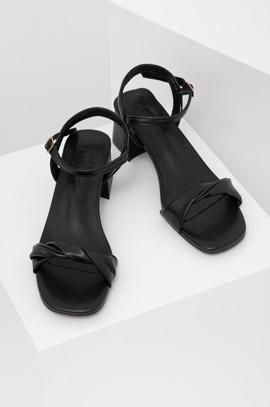 Answear Lab sandały VTS22030.2.AT czarny WS23