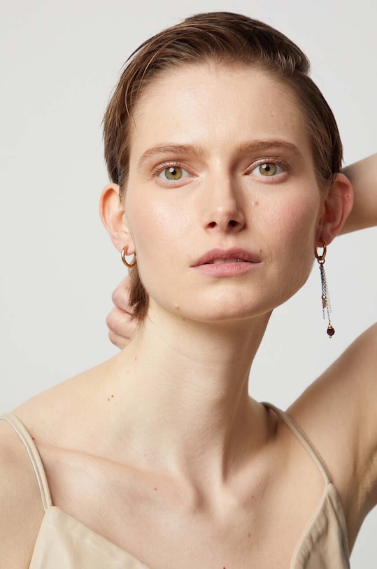 Позлатени сребърни обици с червен гранат Answear.LAB WS24.AKD00A злато