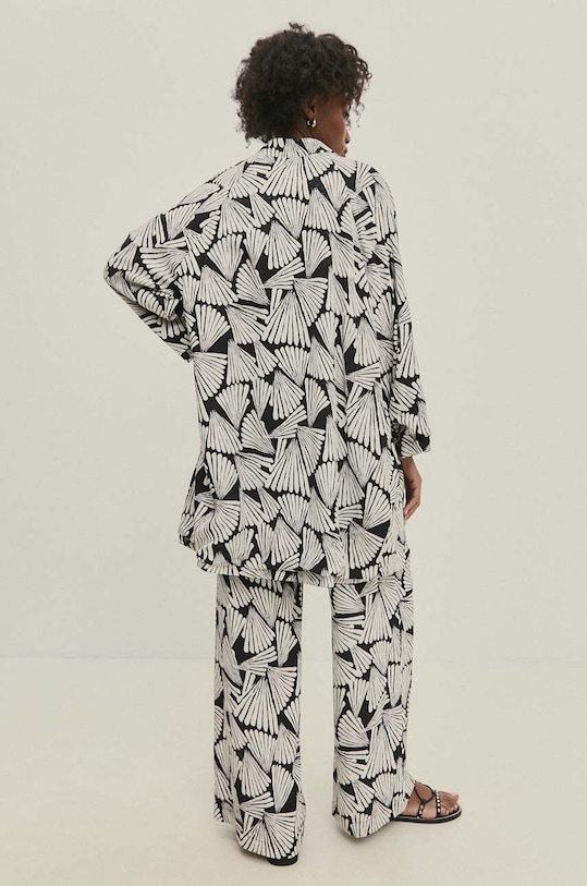 Двостороння накидка Answear.LAB WS24.KZD008 чорний