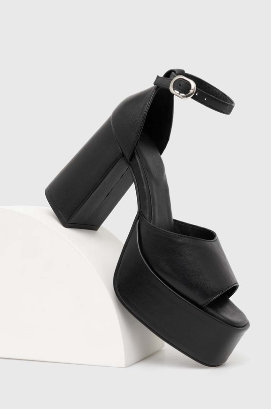 Answear Lab czółenka skórzane AL237.113.5153.indb czarny WS24