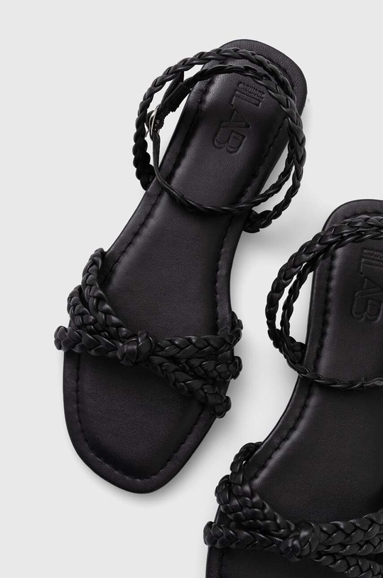 Kožené sandály Answear.LAB černá 2023.641.indb