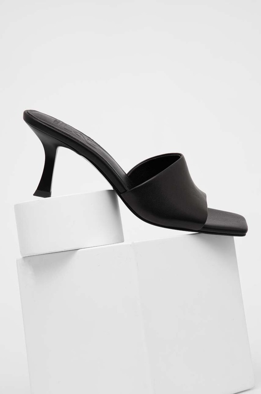 Кожаные шлепанцы Answear.LAB V1562.76.1.chdb чёрный WS24