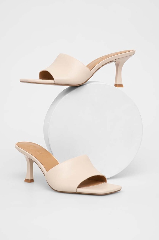 Answear Lab klapki skórzane pozostałe beżowy V1562.76.2.chdb