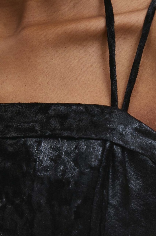 Answear Lab sukienka welurowa WS24.SSD006 czarny